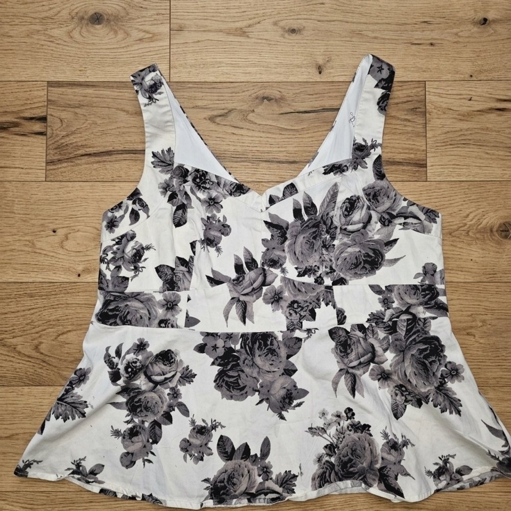 Plus Size 3x Torrid Peplum Top Shirt Floral